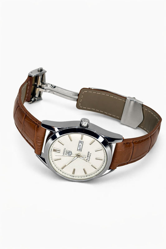 Carrera Style Classic Leather Strap Watch