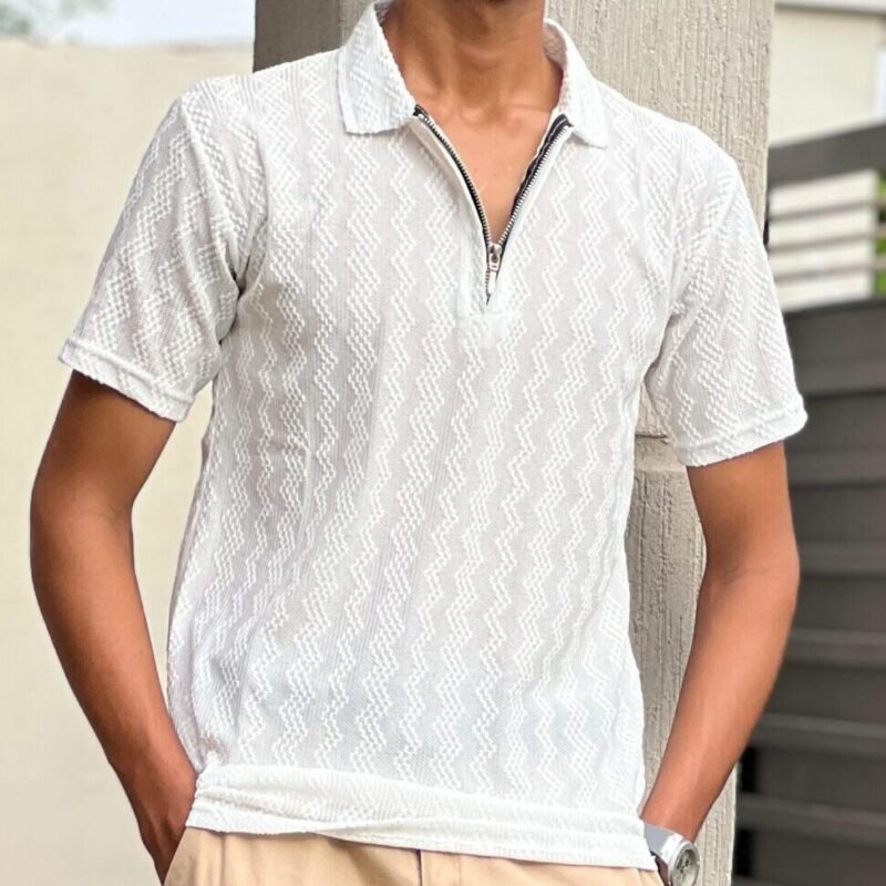 Textured white polo shirt (HALF ZIPPER)